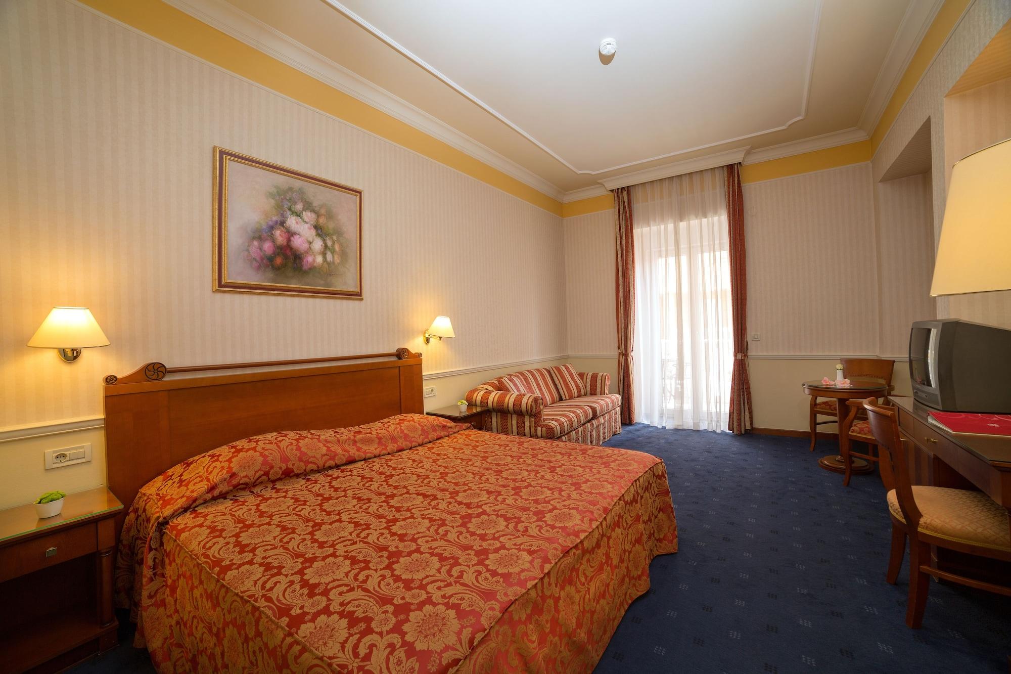 Continental Hotel